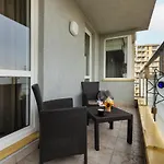 Cozy Near Airport By Renters Varšava