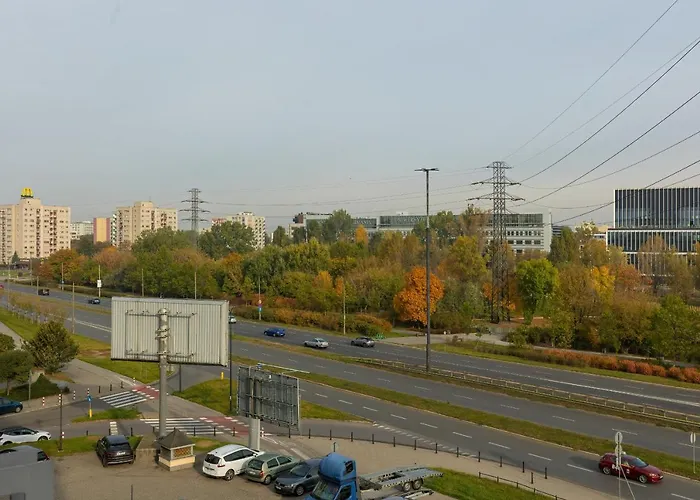 아파트 Cozy Near Airport By Renters *